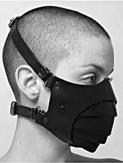 Мужская маска кожаная черного цвета Romeo Rossi RTRR9111